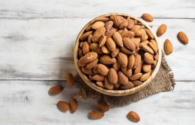 Αμύγδαλα Ωμά: Ιδιότητες & Οφέλη στην Υγεία μας!!
