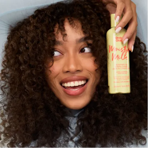 Umberto Giannini Strong Curls Moisture Milk Rosemary Oil Leave-In Conditioner 250ml
